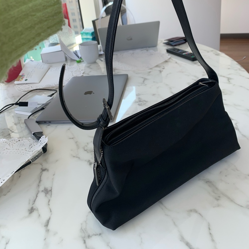 Coach purse - Picture 2 of 4